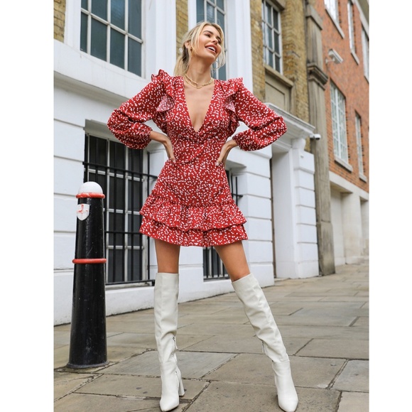 Heart Print Ruffle Detail Deep V Backless Dress - Picture 5 of 8